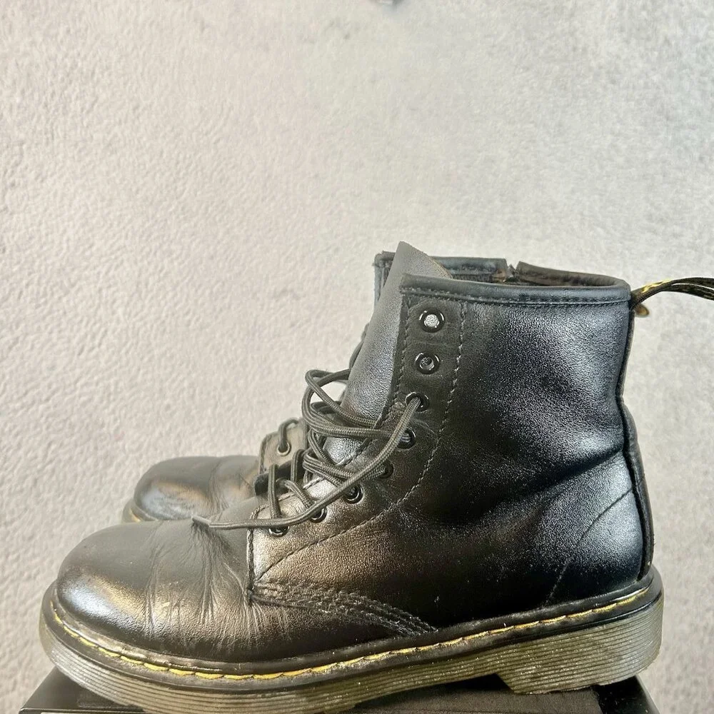 Dr. Martens Docs 1460 J‎ Combat Boots Youth Size 3 Black Leather Side Zip